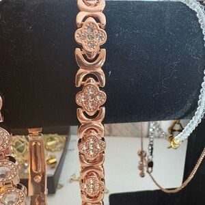 Elegant Rose Gold Bracelet with Crystal Accents